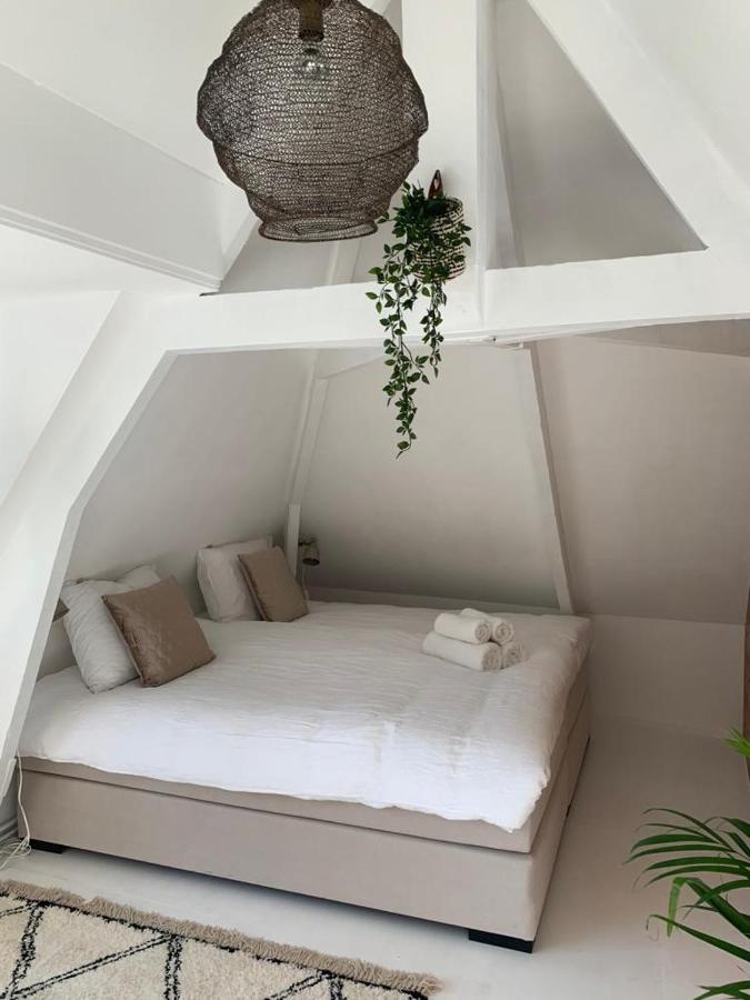 B & B Tx71 Den Burg Extérieur photo